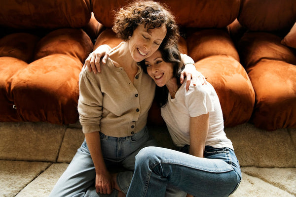 Complex Creatures ~ Meet sisters Tara Elmore and Lisa Lundy, founders of Complex Creatures, a personal care brand with a mission to make breast care essential to self-care.