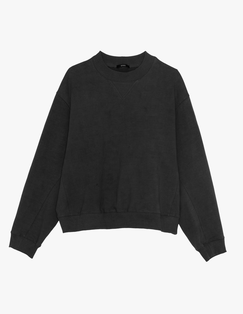 Araks black Vlerie crewneck sweatshirt against a solid white background.
