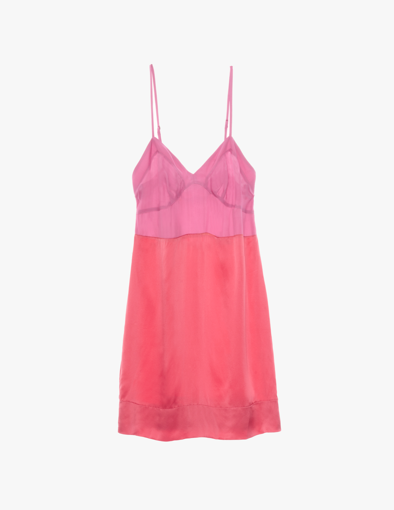 The araks holly slip in rose pink