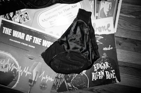 Photo by Sebastien Perrin ~ Anja Panty